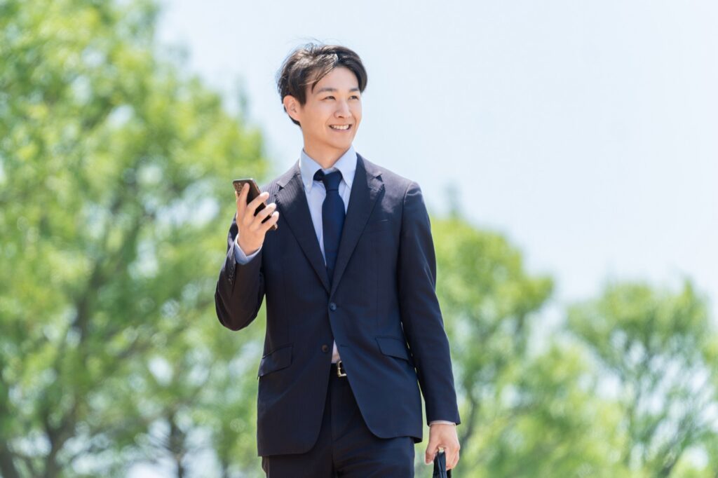 採用サイトに掲載する社員プロフィール写真